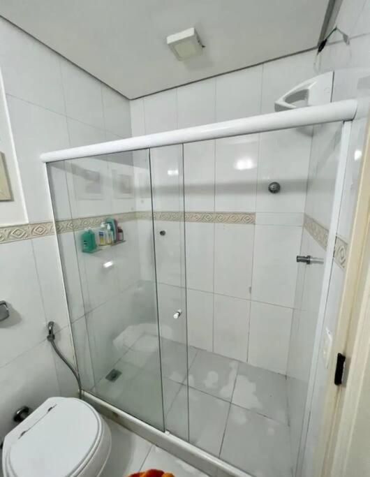Apartamento Em Frente Ao Mar - Copacabana *