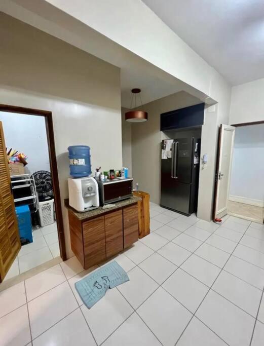 Apartamento Em Frente Ao Mar - Copacabana *